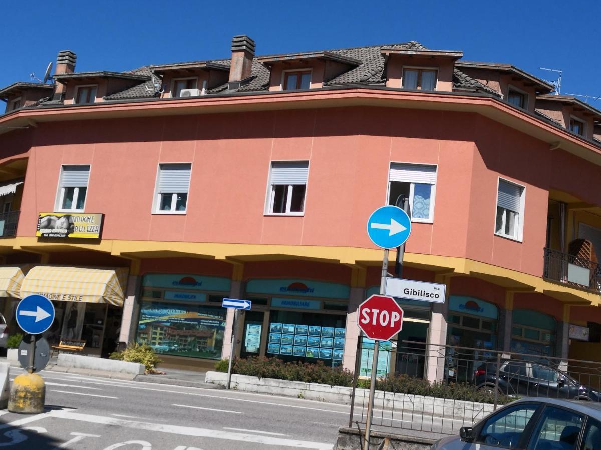 B&B Manito Lavena Ponte Tresa Esterno foto